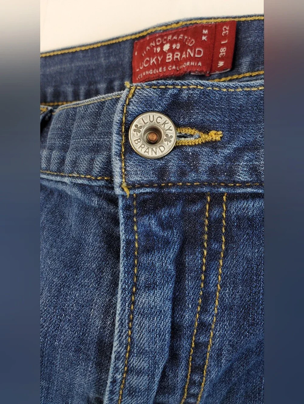 Lucky Brand Mens 429 Classic Straight Denim Jeans - Size 38 x 32 - EUC